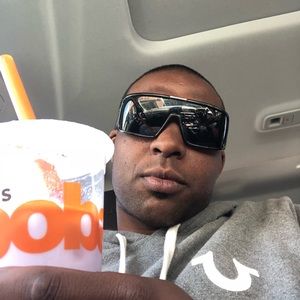 Meet your Posher, Marshall